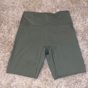 Aerie offline biker short, XL, gently worn